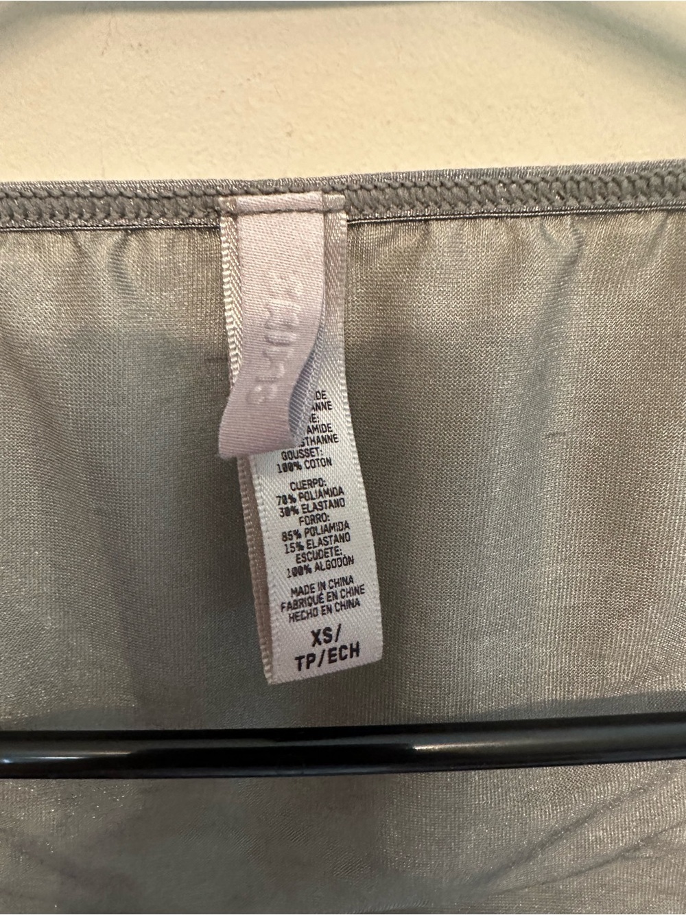 SKIMS Metallic Long Sleeve Scoop Bodysuit - Gray Size XS - Picture 2 of 5
